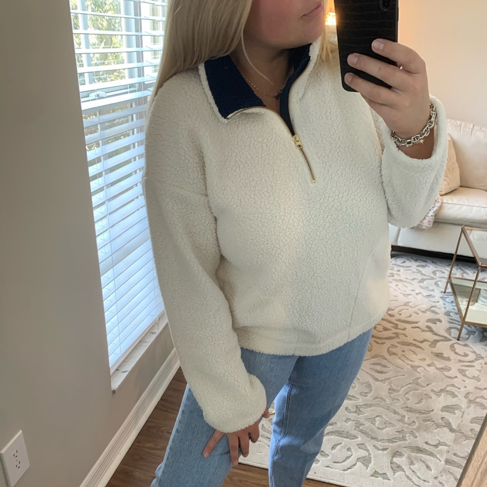 White and navy Sherpa quarter zip fleece